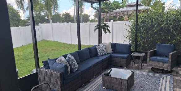 Screen-Room-Enclosure-Inside-View-scaled