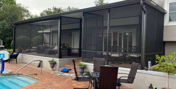 split-Panoramic-Screen-Enclosure-backview